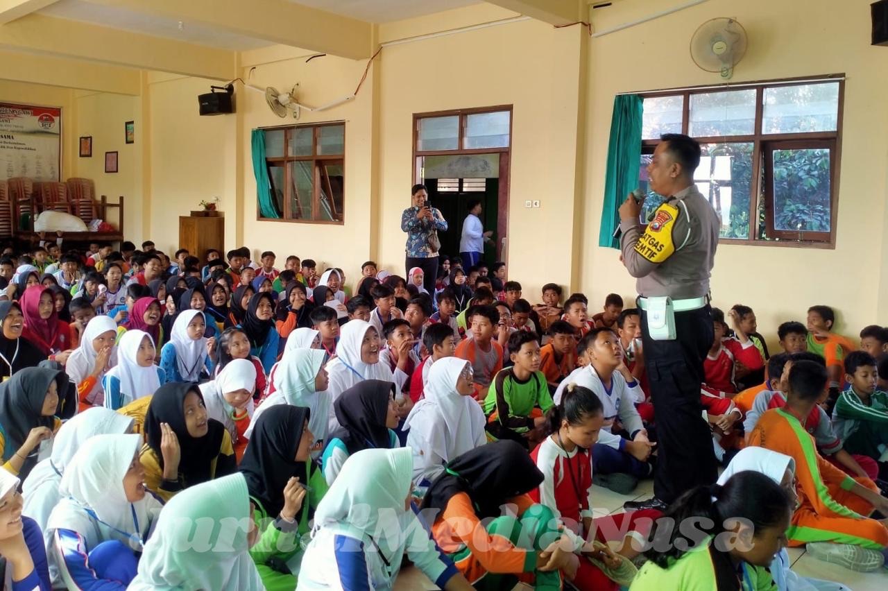 Foto/Gambar Berita