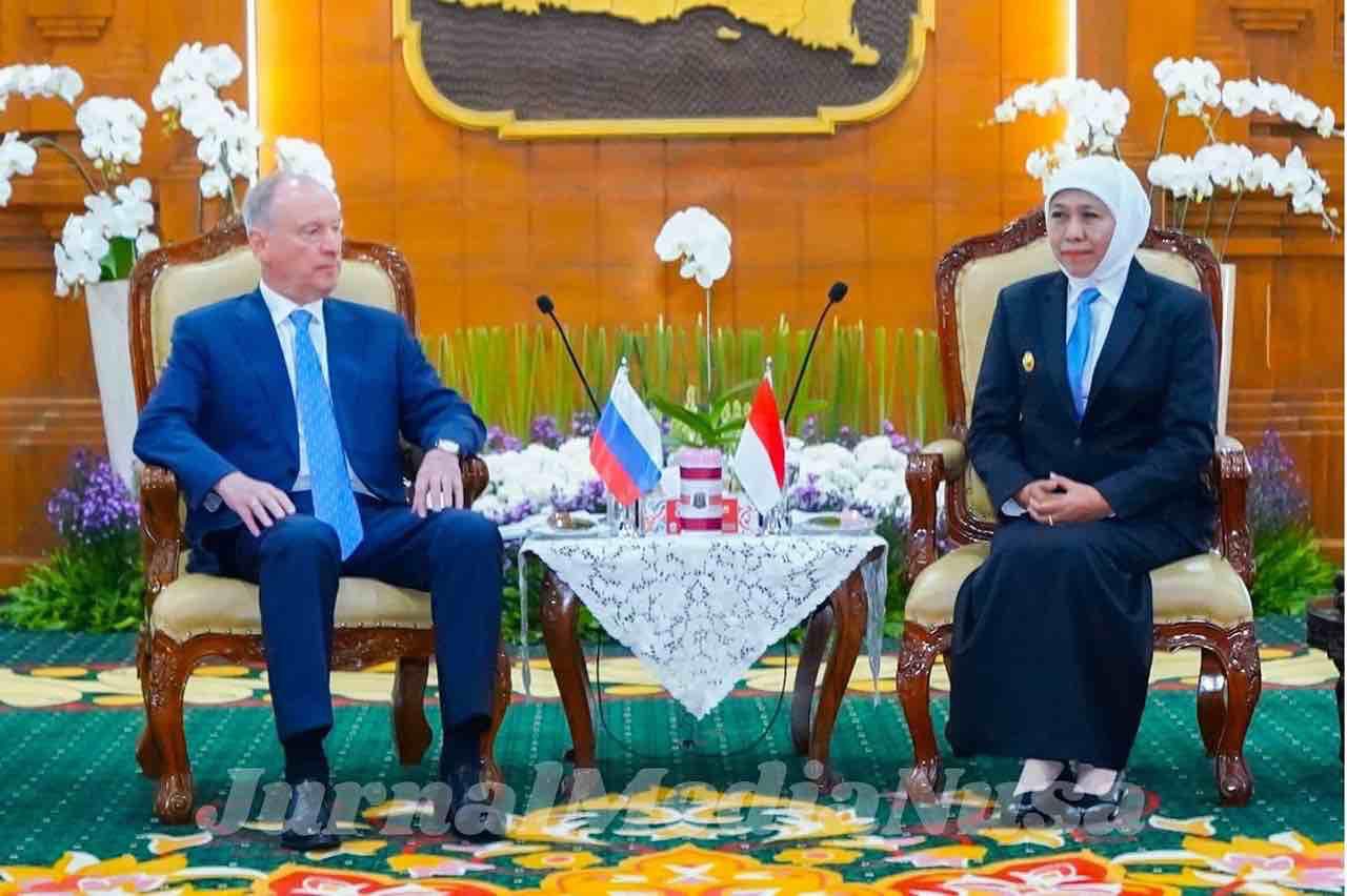 Gubernur Khofifah Terima Penasihat Presiden Rusia, Bahas Kerja Sama Maritim dan Pendidikan